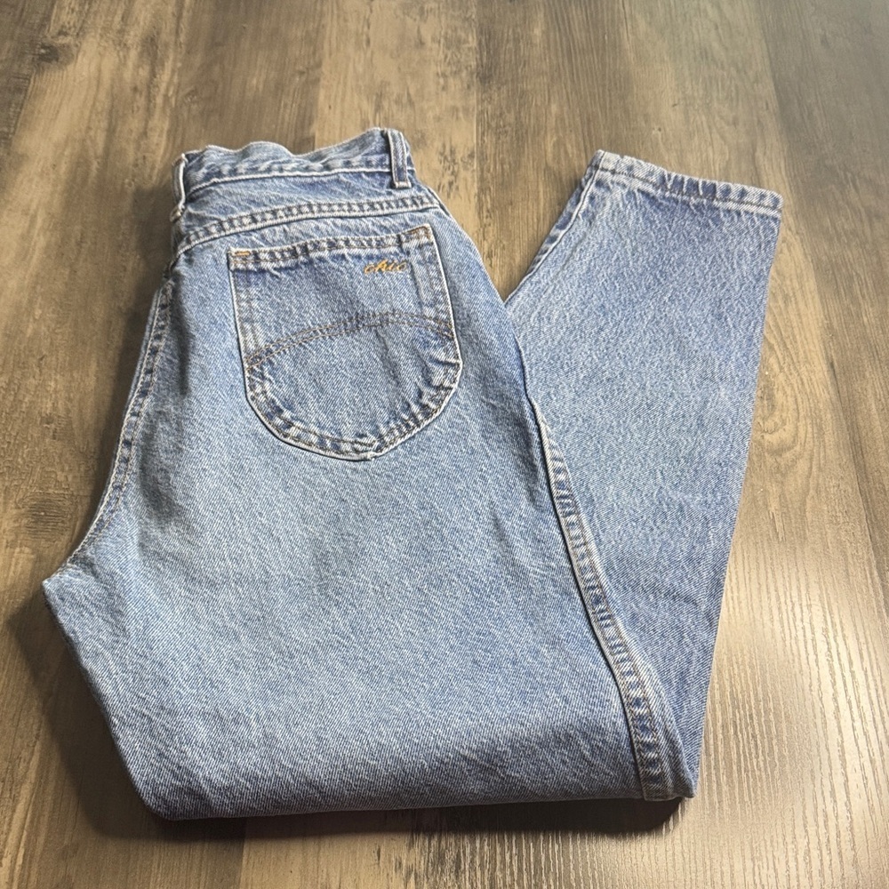 Vintage Chic 90’s Light Blue High Rise Mom Jeans